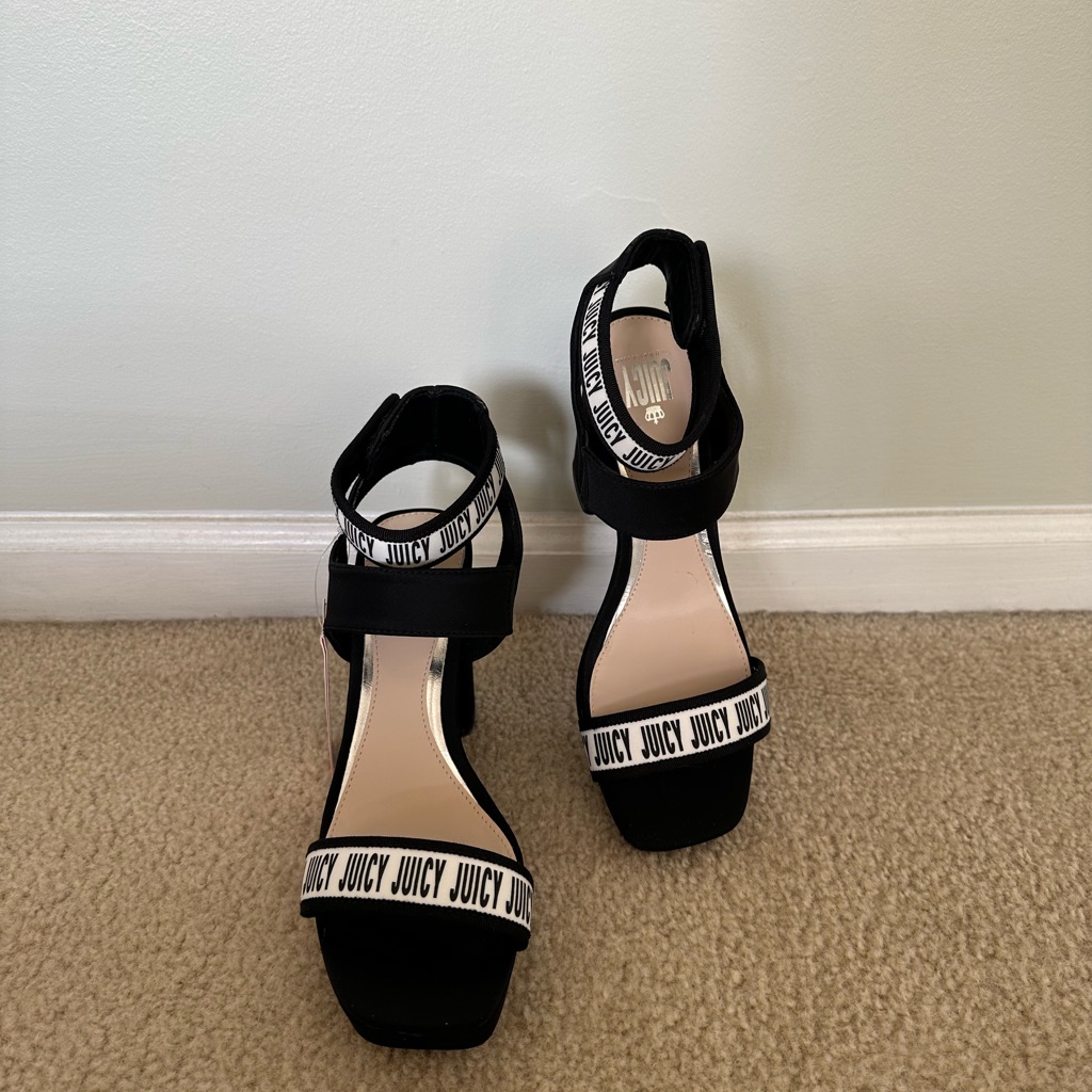 Juicy Couture Platform Heels Juicy Couture Platform Heels Juicy Couture Platform